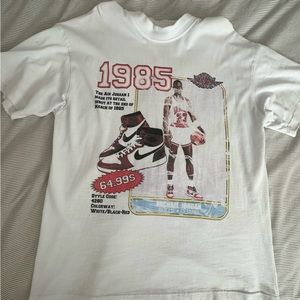 Michael Jordan 1985 AJ1 Tee